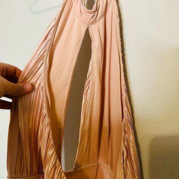 TJD The Jetset Dairies Women's Pink Blush Pleated Skirt Halter Gown Size L - Picture 16 of 16